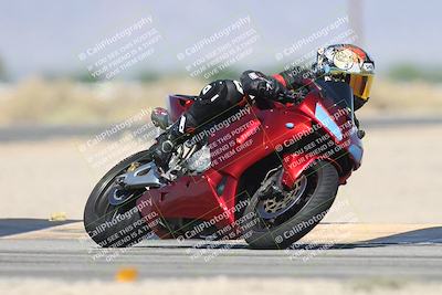 media/Oct-13-2025-Moto Forza (Mon) [[a66d839500]]/3-B Group/Session 3 (Turn 16)/